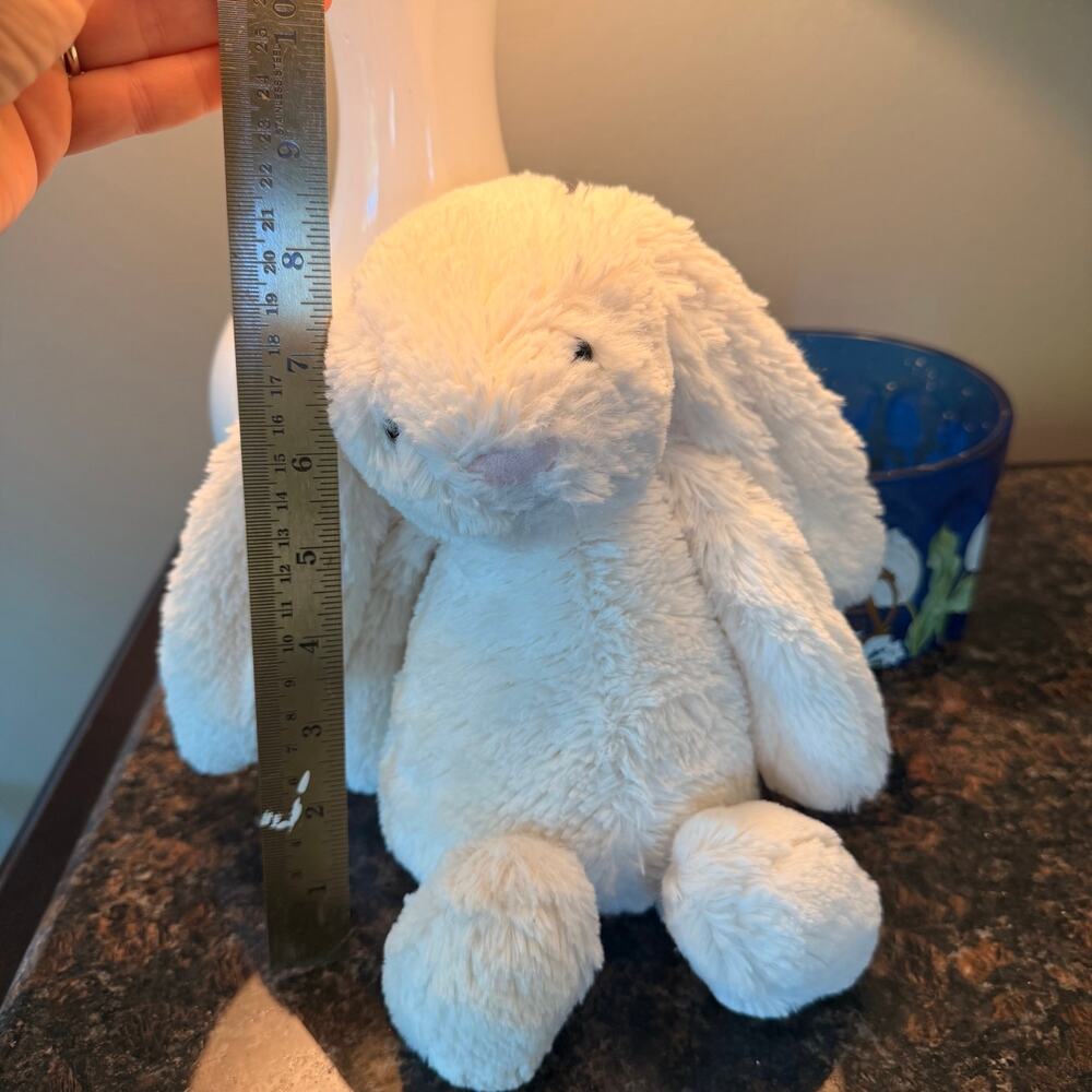Jellycat Bashful Bunny cream Stuffed Animal Plush medium great condition - Picture 7 of 7